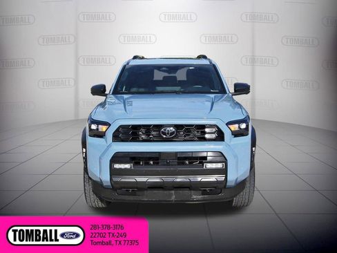 Used 2025 Toyota 4Runner TRD Off-Road Premium AWD/4WD image 2