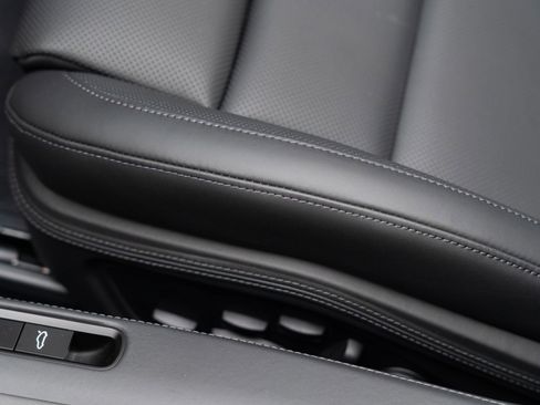 Certified 2026 Porsche 911 GTS image 17