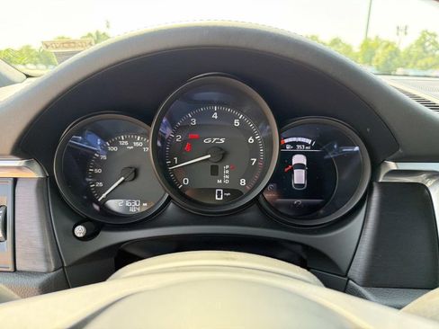 Used 2022 Porsche Macan GTS AWD/4WD image 11
