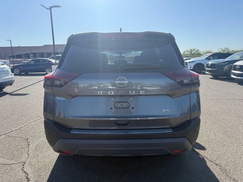 Used 2022 Nissan Rogue SV FWD image 6
