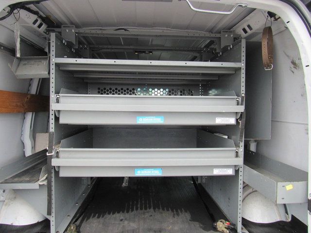 Used 2018 Chevrolet Express 2500 w/ Driver Convenience Package RWD image 23