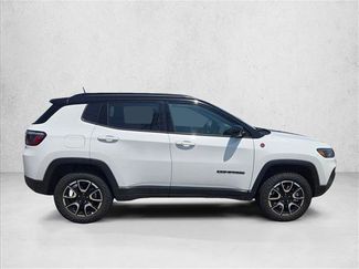 Used 2026 Jeep Compass Trailhawk AWD/4WD video 4