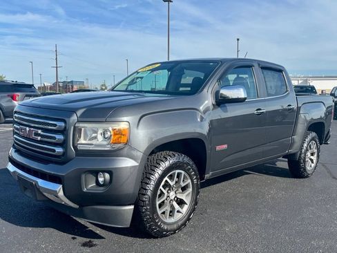 Used 2016 GMC Canyon SLE w/ All Terrain Adventure Package AWD/4WD image 3