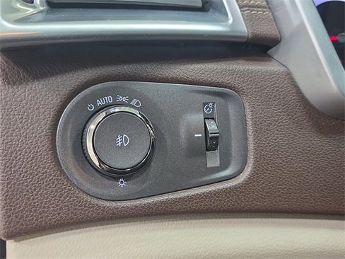 Used 2012 Cadillac SRX Performance image 26