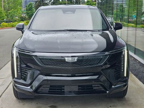 New 2026 Cadillac Optiq Sport 1 AWD/4WD image 8