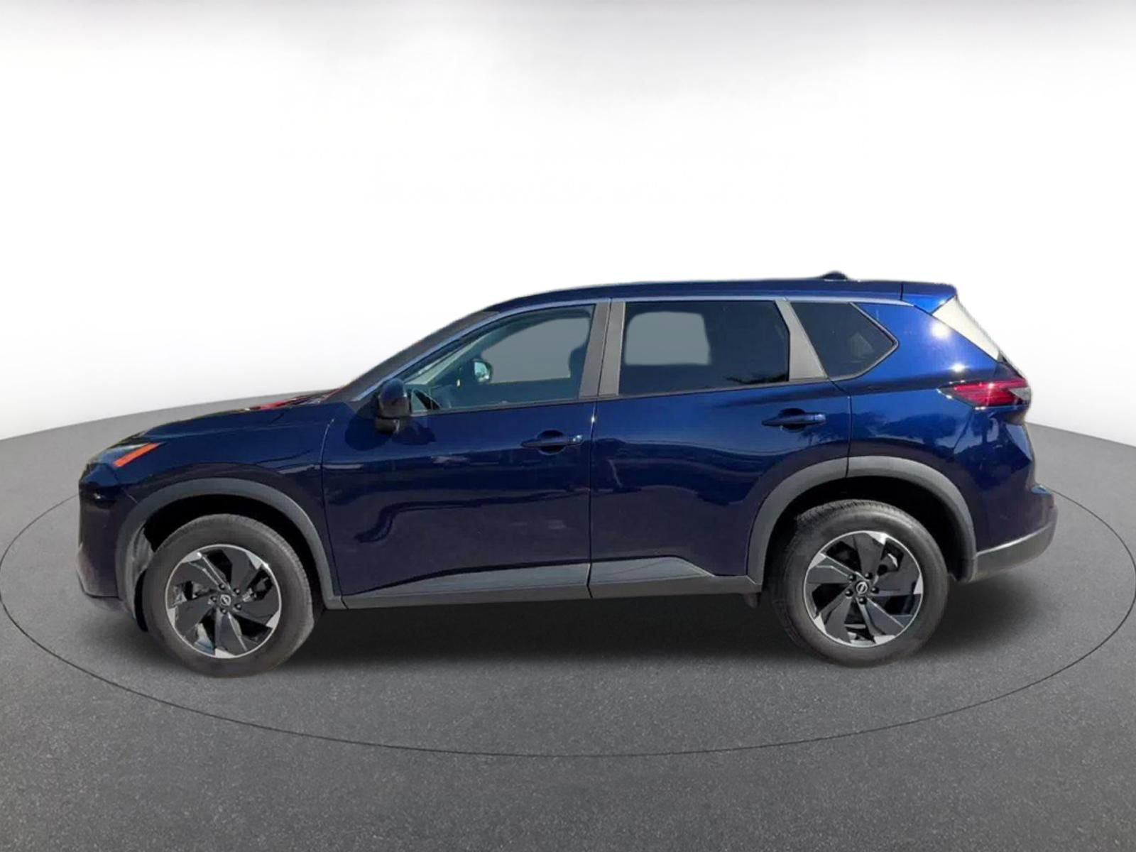 Used 2025 Nissan Rogue SV AWD/4WD image 8