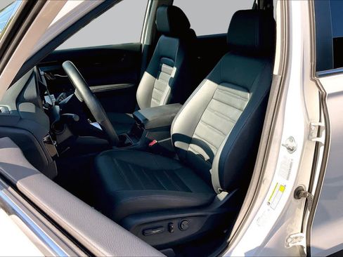 Used 2026 Honda CR-V EX-L image 8