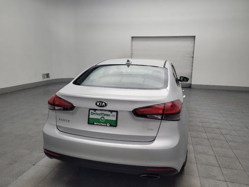 Used 2017 Kia Forte EX image 7