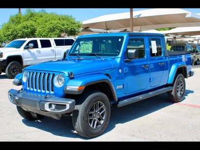 Used 2021 Jeep Gladiator Overland w/ Uconnect 4C Nav & Sound Group