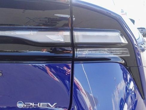 New 2026 Toyota Prius Plug-In Hybrid FWD image 8