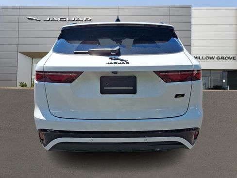 Used 2026 Jaguar F-PACE R-Dynamic S AWD/4WD image 7
