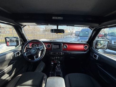 Used 2021 Jeep Wrangler Unlimited Rubicon image 13