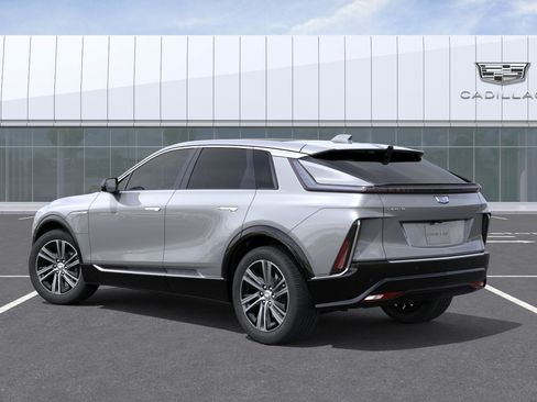 New 2026 Cadillac Lyriq Luxury RWD image 3