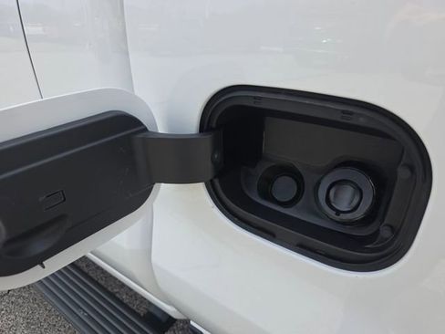 New 2026 Chevrolet Silverado 1500 W/T w/ Trailering Package image 19