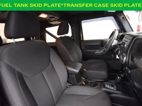 Used 2018 Jeep Wrangler Sport AWD/4WD image 16
