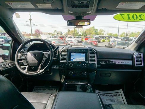 Used 2017 Ford F250 Lariat w/ Lariat Ultimate Package AWD/4WD image 17
