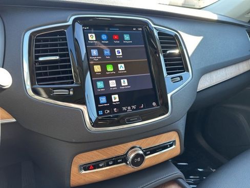 Certified 2025 Volvo XC90 B6 Plus image 26