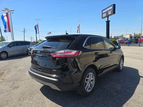 Used 2023 Ford Edge SEL AWD/4WD image 5