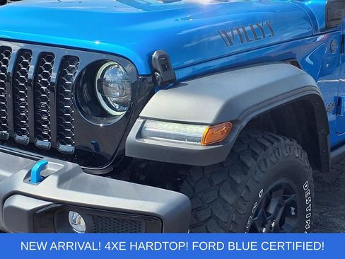 Used 2023 Jeep Wrangler Unlimited AWD/4WD image 29