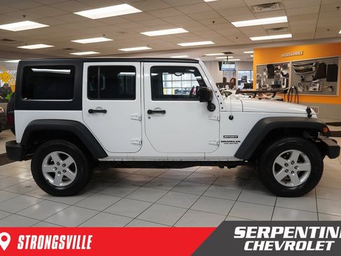 Used 2015 Jeep Wrangler Unlimited Sport w/ Quick Order Package 24S image 11