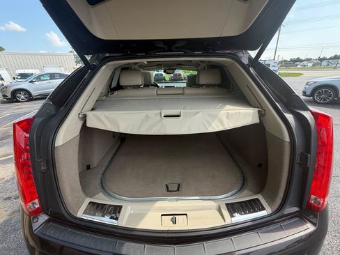 Used 2016 Cadillac SRX Luxury w/ Driver Awareness Package FWD image 9