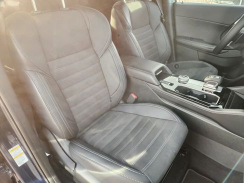 Used 2025 Mitsubishi Outlander SE image 11