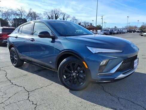 New 2026 Buick Envista Sport Touring w/ Convenience I Package image 2