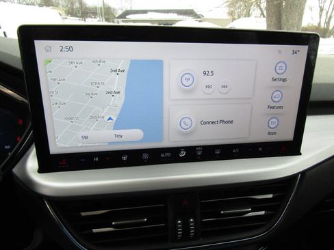 Used 2024 Ford Escape Platinum image 14