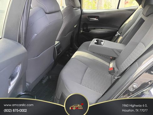 Used 2021 Toyota Corolla SE w/ SE Preferred Package image 5