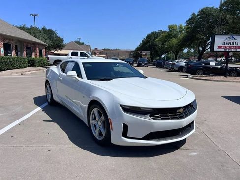 Used 2023 Chevrolet Camaro LT RWD image 2