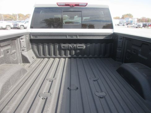 New 2026 GMC Sierra 2500 Denali Ultimate image 7