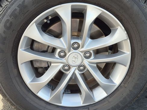 Used 2020 Hyundai Santa Fe SEL FWD image 13