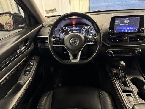 Used 2020 Nissan Altima 2.5 SR image 11