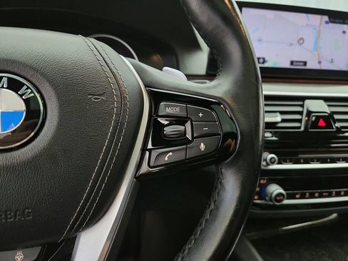Used 2017 BMW 530i xDrive AWD/4WD image 21