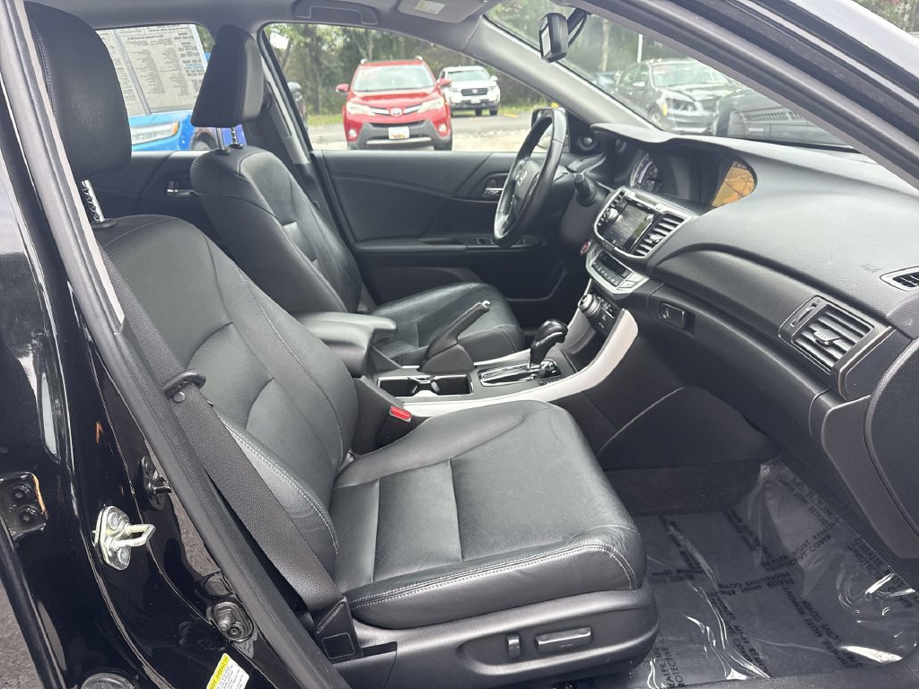 Used 2015 Honda Accord EX-L image 26