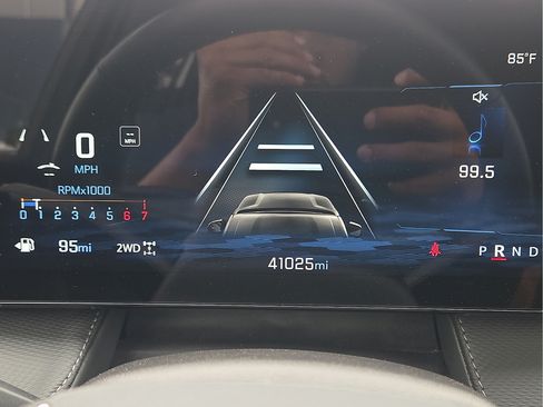 Used 2025 Chevrolet Equinox LT w/ Convenience Package II AWD/4WD image 18