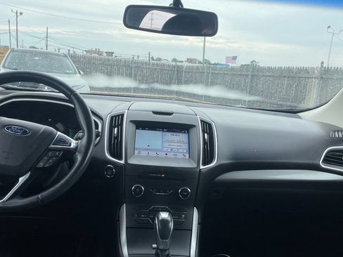 Used 2016 Ford Edge SEL w/ Equipment Group 201A AWD/4WD image 11
