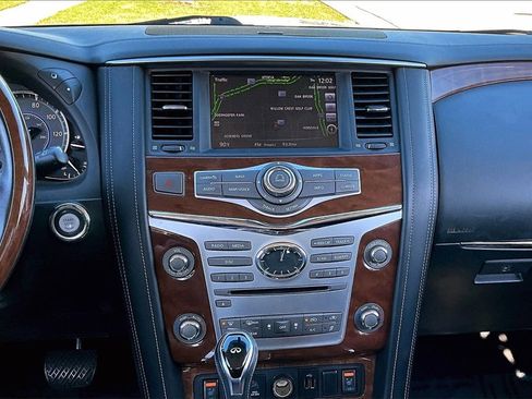 Certified 2018 INFINITI QX80 Base image 19