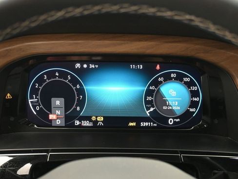 Used 2024 Volkswagen Atlas SE image 18