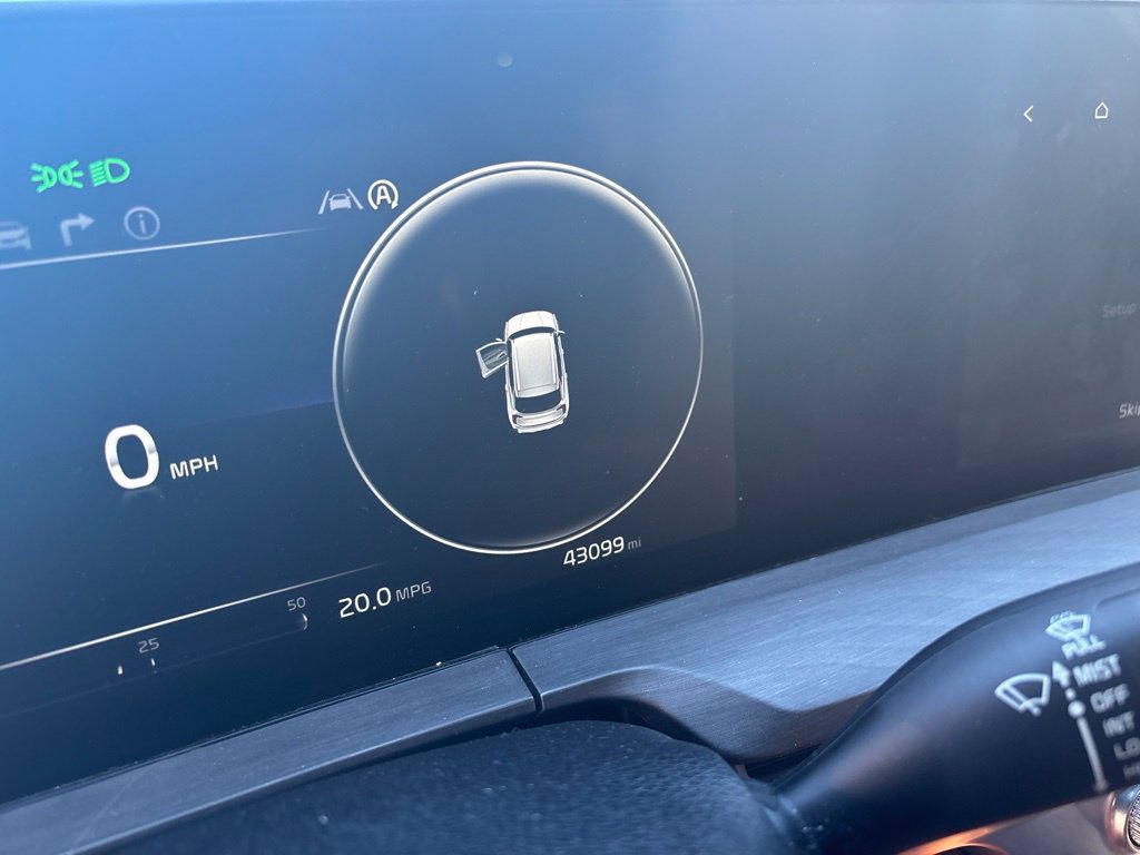 Certified 2023 Kia Telluride SX X-Pro AWD/4WD image 9