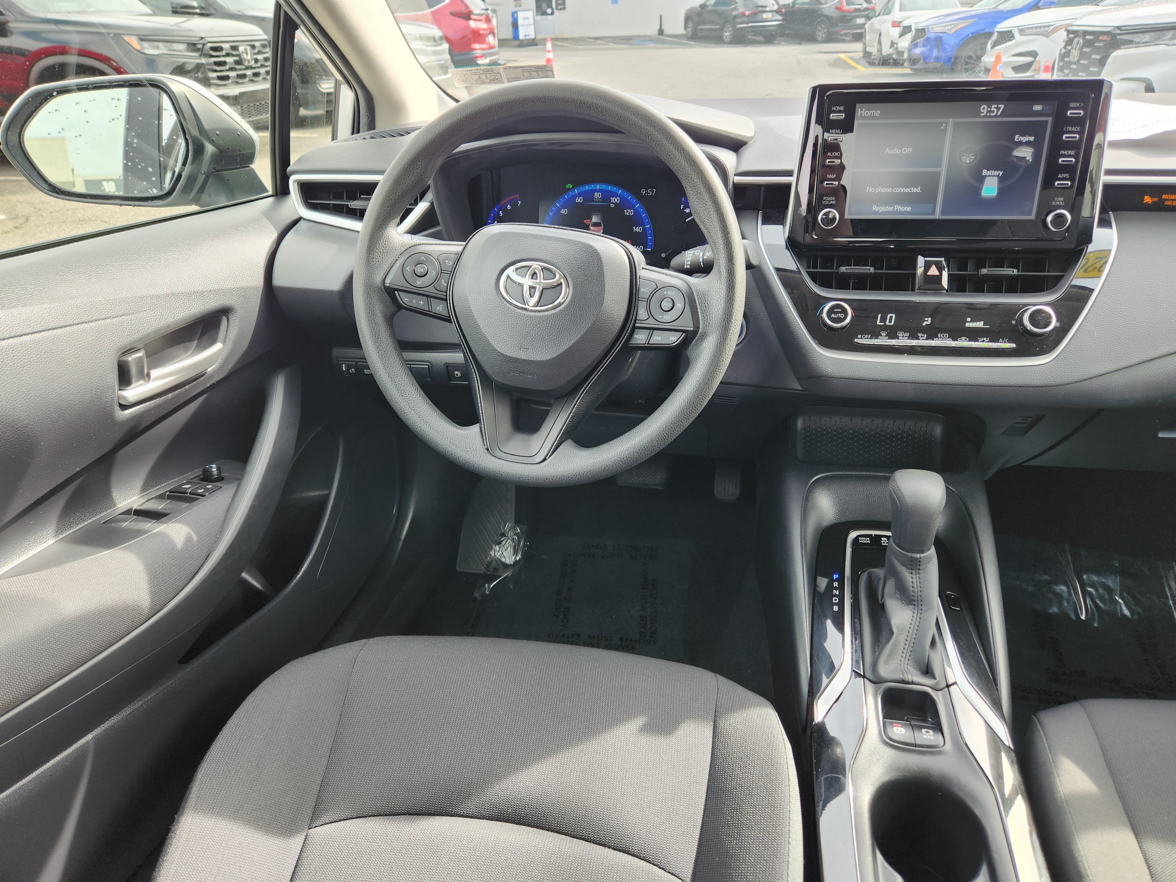 Used 2020 Toyota Corolla LE FWD image 13