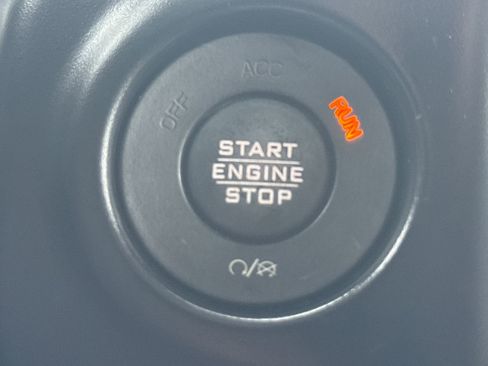 Used 2020 Jeep Wrangler Unlimited Rubicon w/ Safety Group AWD/4WD image 22