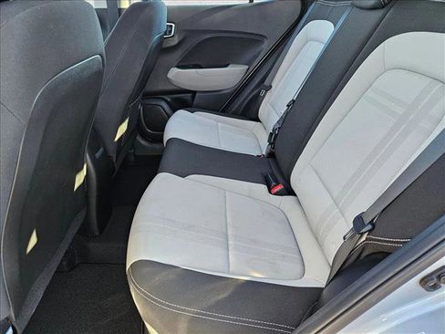 Used 2022 Hyundai Venue SEL w/ Cargo Package image 17