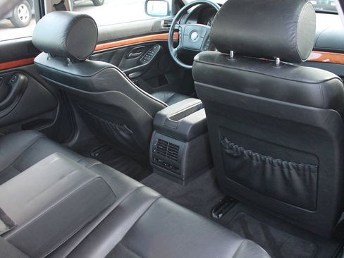 Used 1997 BMW 528i Sedan RWD image 30