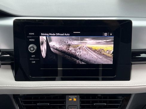 New 2025 Volkswagen Taos S image 22