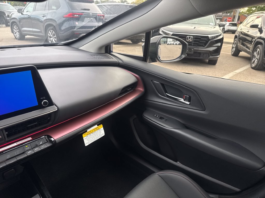 New 2027 Toyota Prius Plug-In Hybrid FWD image 27