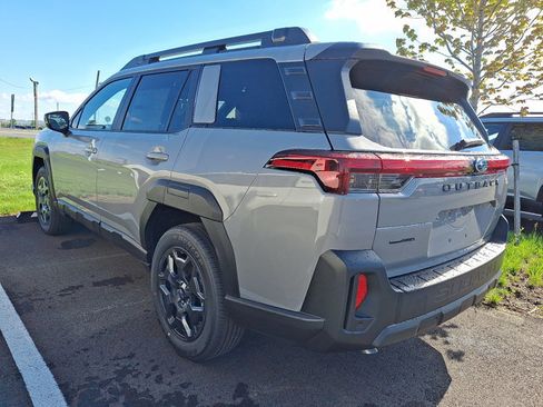 New 2026 Subaru Outback Premium AWD/4WD image 3