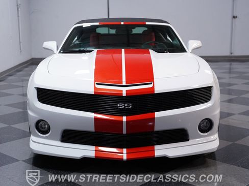 Used 2011 Chevrolet Camaro SS w/ RS Package RWD image 16