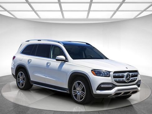 Used 2022 Mercedes-Benz GLS 450 4MATIC image 4