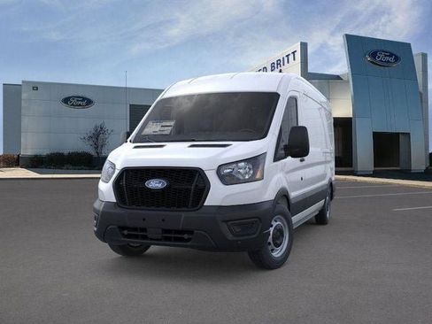 New 2026 Ford Transit 250 148 Medium Roof w/ Load Area Protection Package image 3